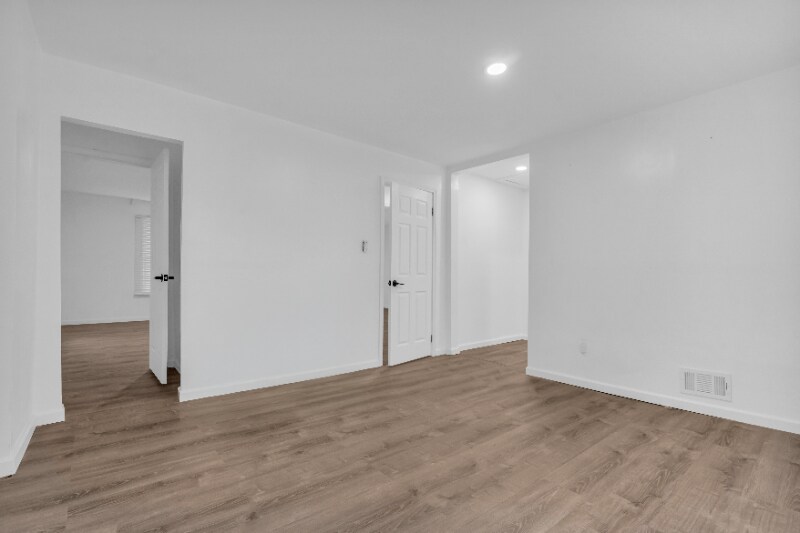 Building Photo - 2466 Highland St