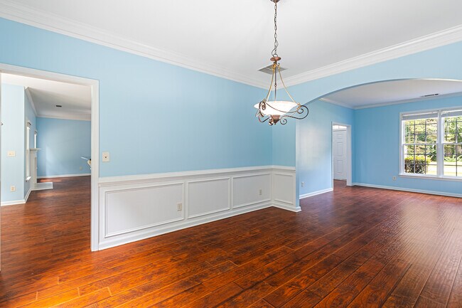 Building Photo - 1940 Bentbrooke Trail