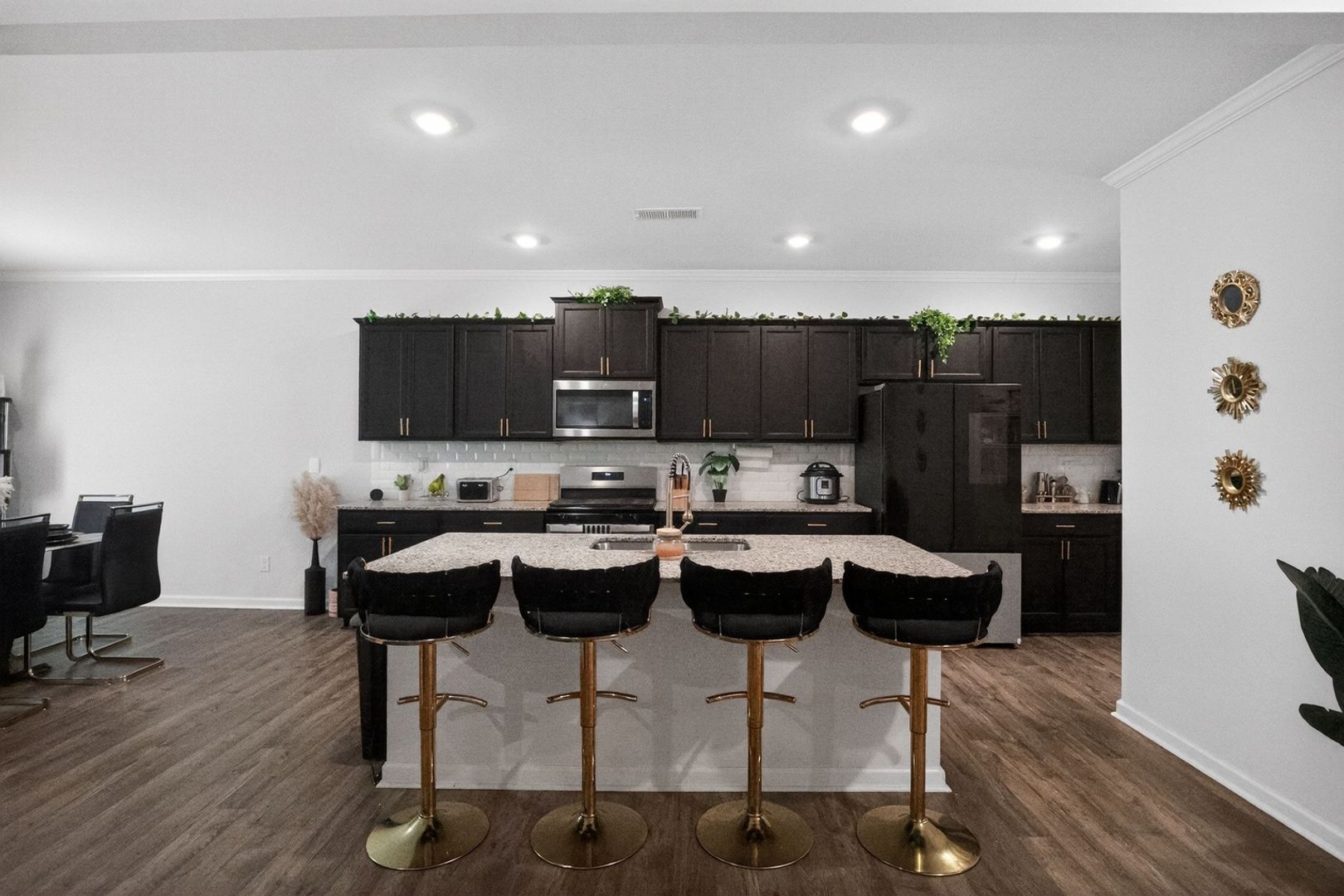Building Photo - 4842 Layton Dr