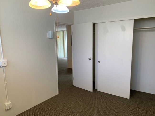 Building Photo - Northbrook-Melemanu -  2 Bedroom, 1 Bath Unit with 1 assigned parking