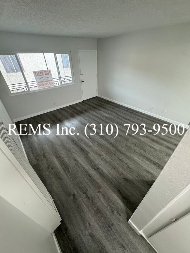 Building Photo - lgp02