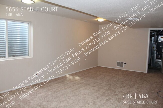 Building Photo - 5656 Stable Ct