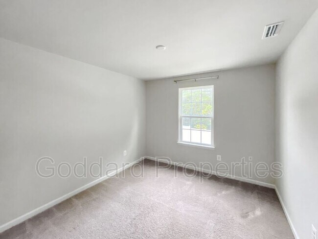 Building Photo - 7893 Jasons Landing Way