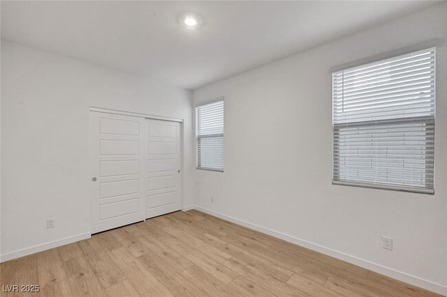 Building Photo - 1498 Marsh Bird St