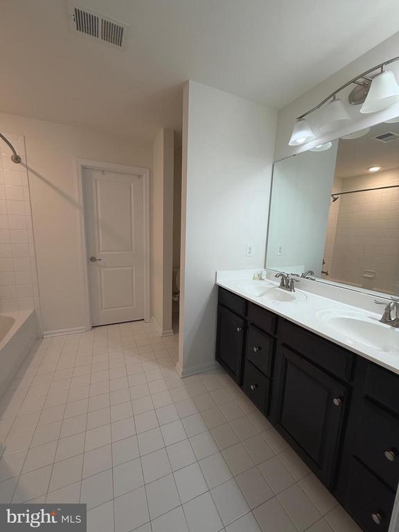 Building Photo - 11543 Autumn Terrace Dr