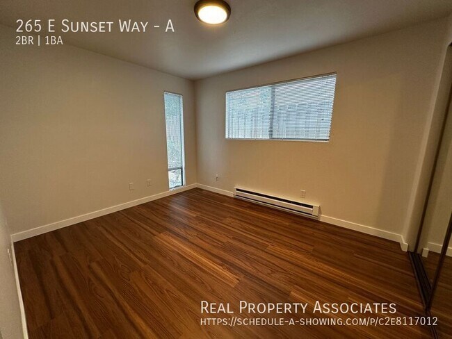 Building Photo - 265 E Sunset Way