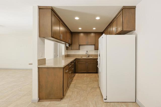 Building Photo - 590 Telegraph Canyon Rd