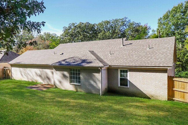 Building Photo - 4350 Cedar Hills Rd