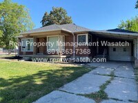 Building Photo - Take a Look at This 4 Bedroom 2 Bathroom H...