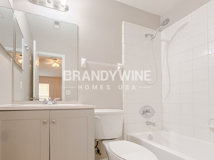 Building Photo - 3314 Lake Tiny Cir