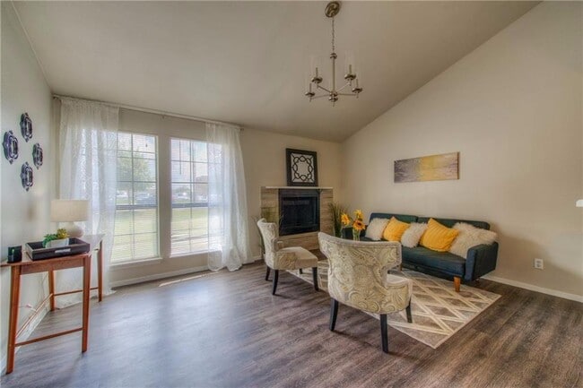 Building Photo - 9412 Teasdale Terrace