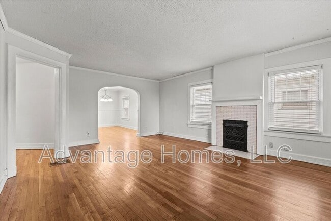 Building Photo - 315 Garfield Ave