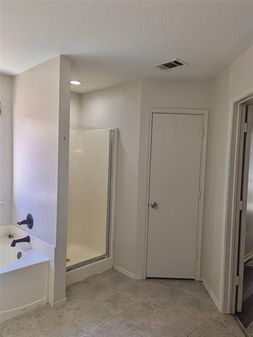 Building Photo - 8541 Western Meadows Dr