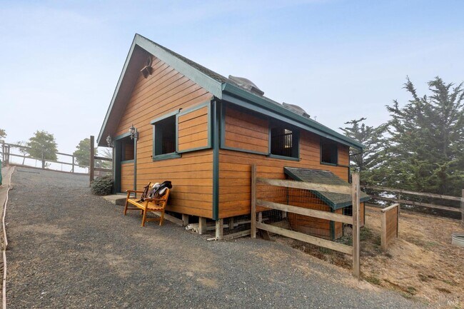 Building Photo - 6381 Nicasio Valley Rd