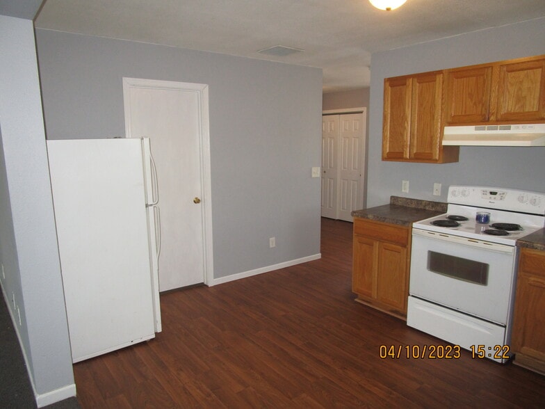 Kitchen - 309 S K St