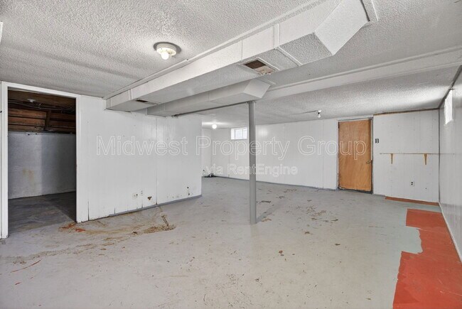 Building Photo - 153 Bascom Dr