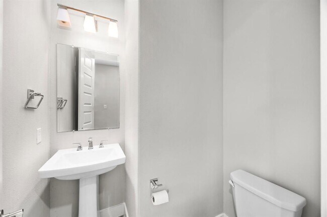 Building Photo - 13207 Terania Clf Trce