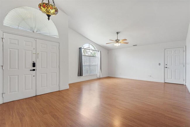 Building Photo - 113 Whippoorwill Dr