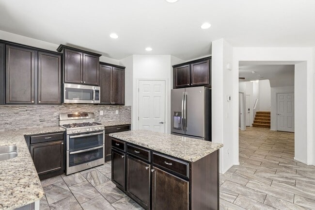 Building Photo - 8123 Mosaic Sunrise Ln