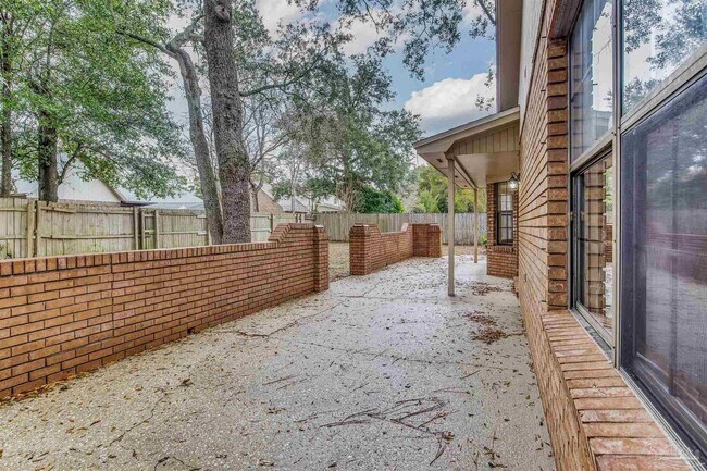 Building Photo - 6327 Heart Pine Dr