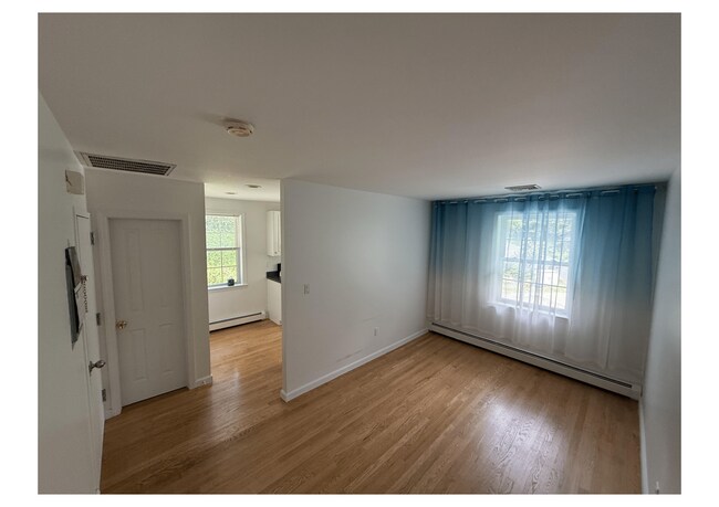 Building Photo - 55 Cedar St