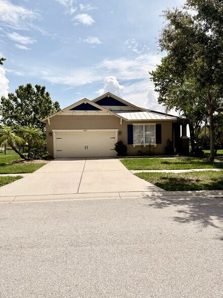 Building Photo - 5247 Moon Shell Dr