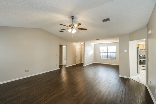 Building Photo - 1664 Tall Timber Dr