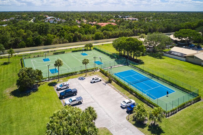 Building Photo - 5532 Golden Eagle Cir