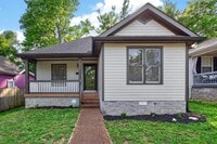 Building Photo - 907 11th Ave N