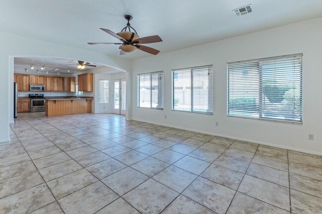Building Photo - 17856 W Watson Ln