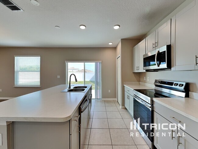 Building Photo - 1226 Salisbury Dr