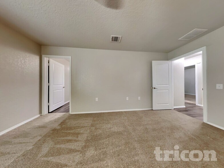 Building Photo - 13231 Ashworth Blvd