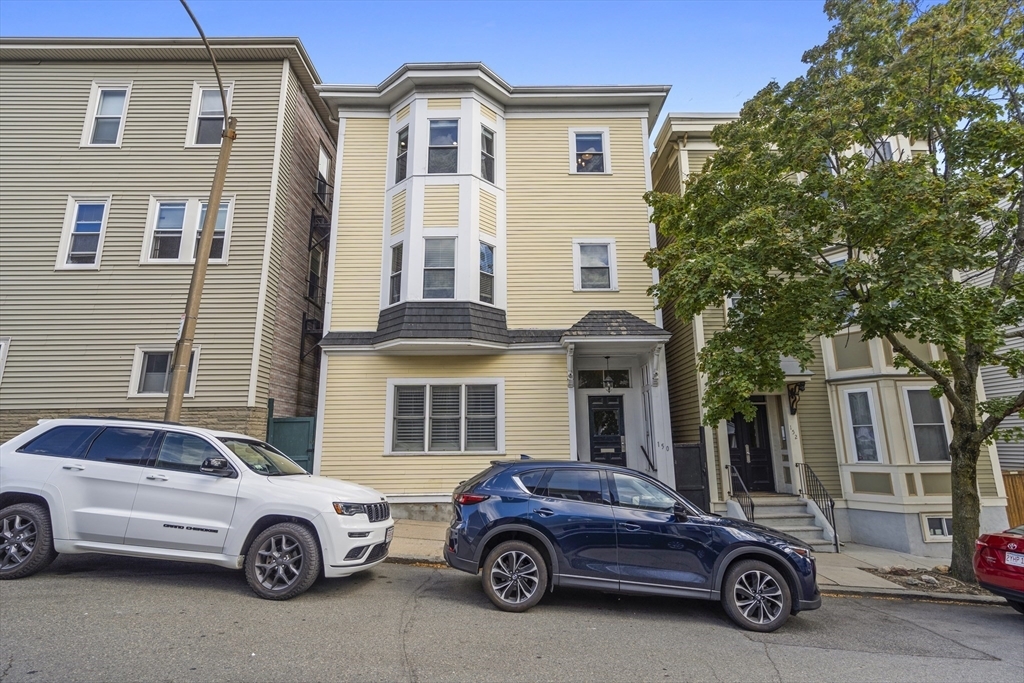 Building Photo - 150 H St