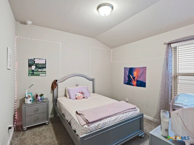 Building Photo - 3073 Charyn Wy