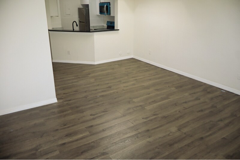 Building Photo - 711 SW 148th Ave