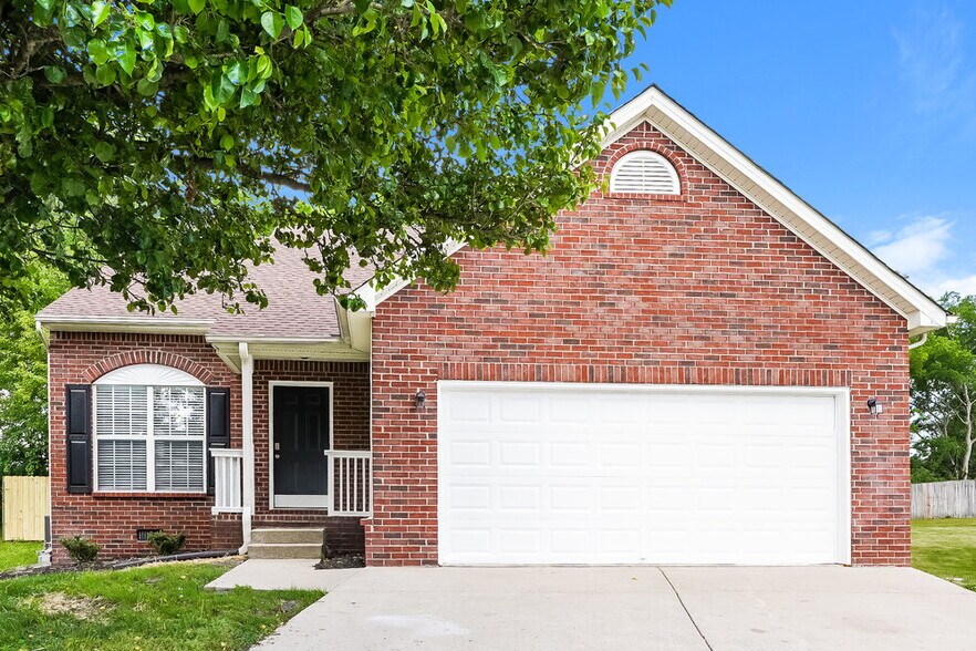 Primary Photo - 104 Sumner Meadows Ct