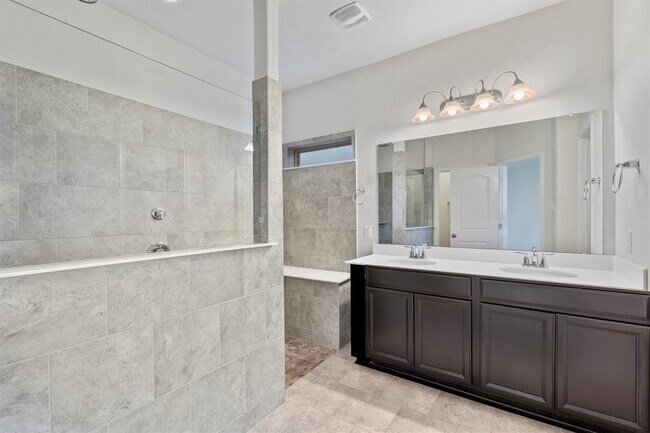 Building Photo - 213 Methodius Dr