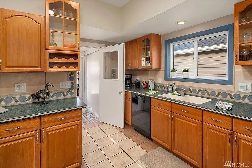 Building Photo - 6556 Cleopatra Pl NW