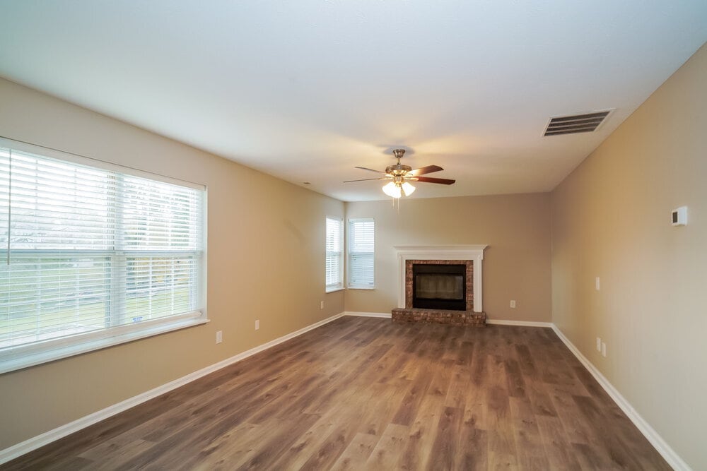 Building Photo - 8633 Buffalo Ridge Dr