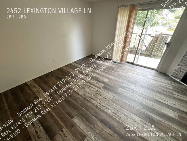 Building Photo - 2452 Lexington Village Ln