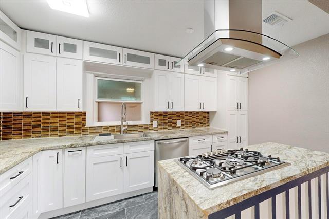 Building Photo - 1035 Blaylock Cir S