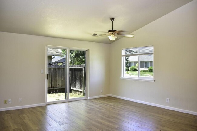 Building Photo - 1648 Nunnwood Ln