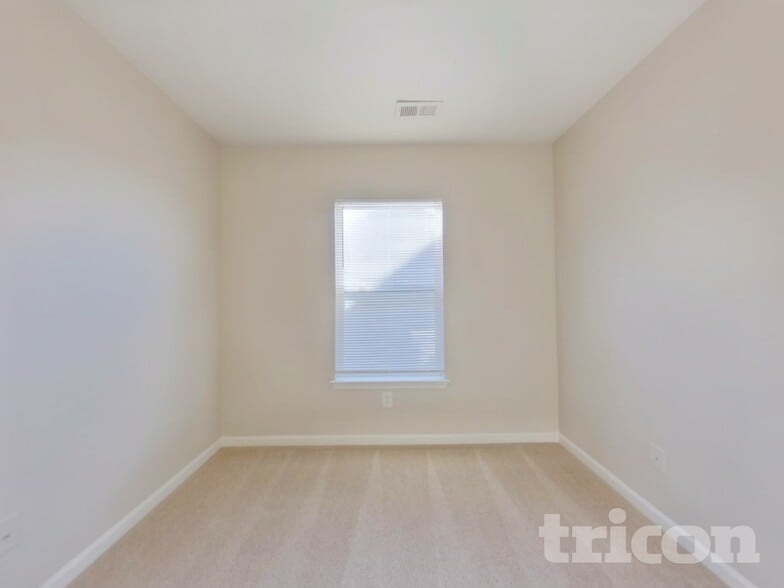 Building Photo - 1208 Ballina Way