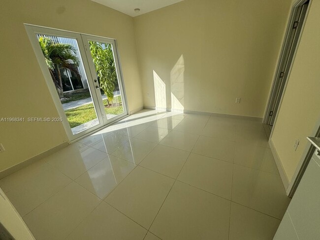 Building Photo - 13724 SW 259th St