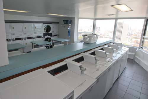 Building Photo - 720 W Gordon Terrace