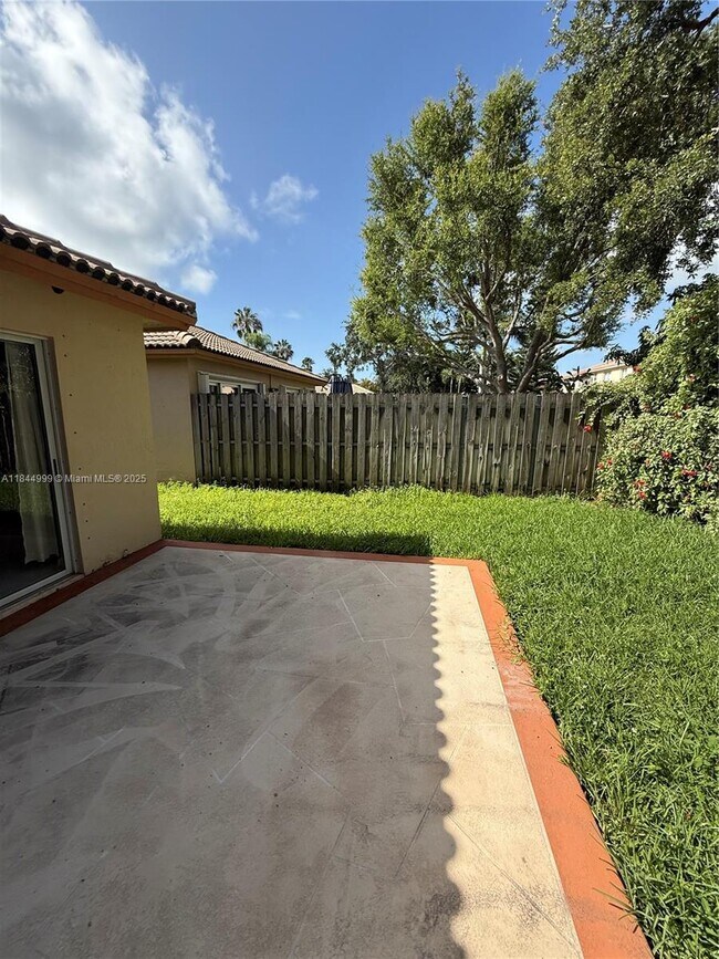 Building Photo - 21440 SW 88th Ave