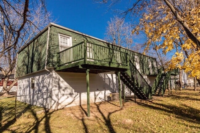 Building Photo - 4330 W Bethany Dr