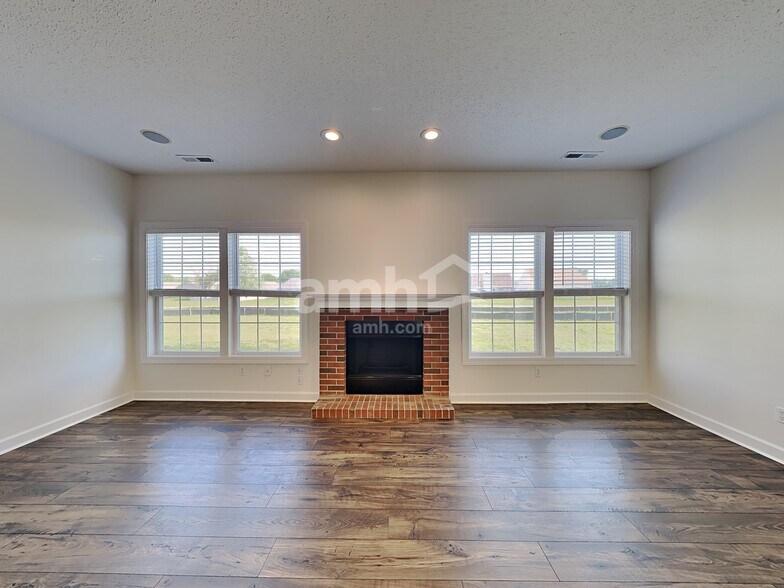 Building Photo - 754 Taney Ct