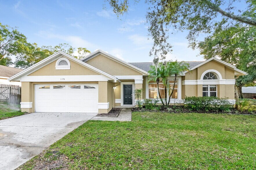Primary Photo - 1176 Countrywind Dr