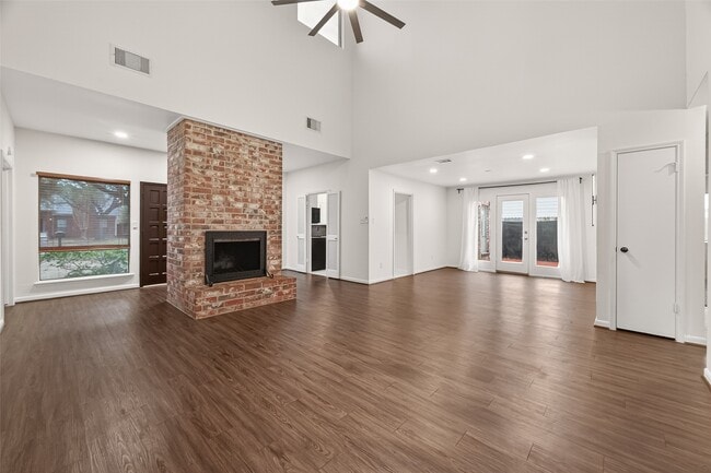 Building Photo - 12131 Ella Lee Ln